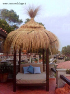 gazebo in paglia terrazza privata 1