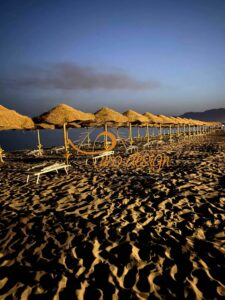 Ombrelloni spiaggia in paglia